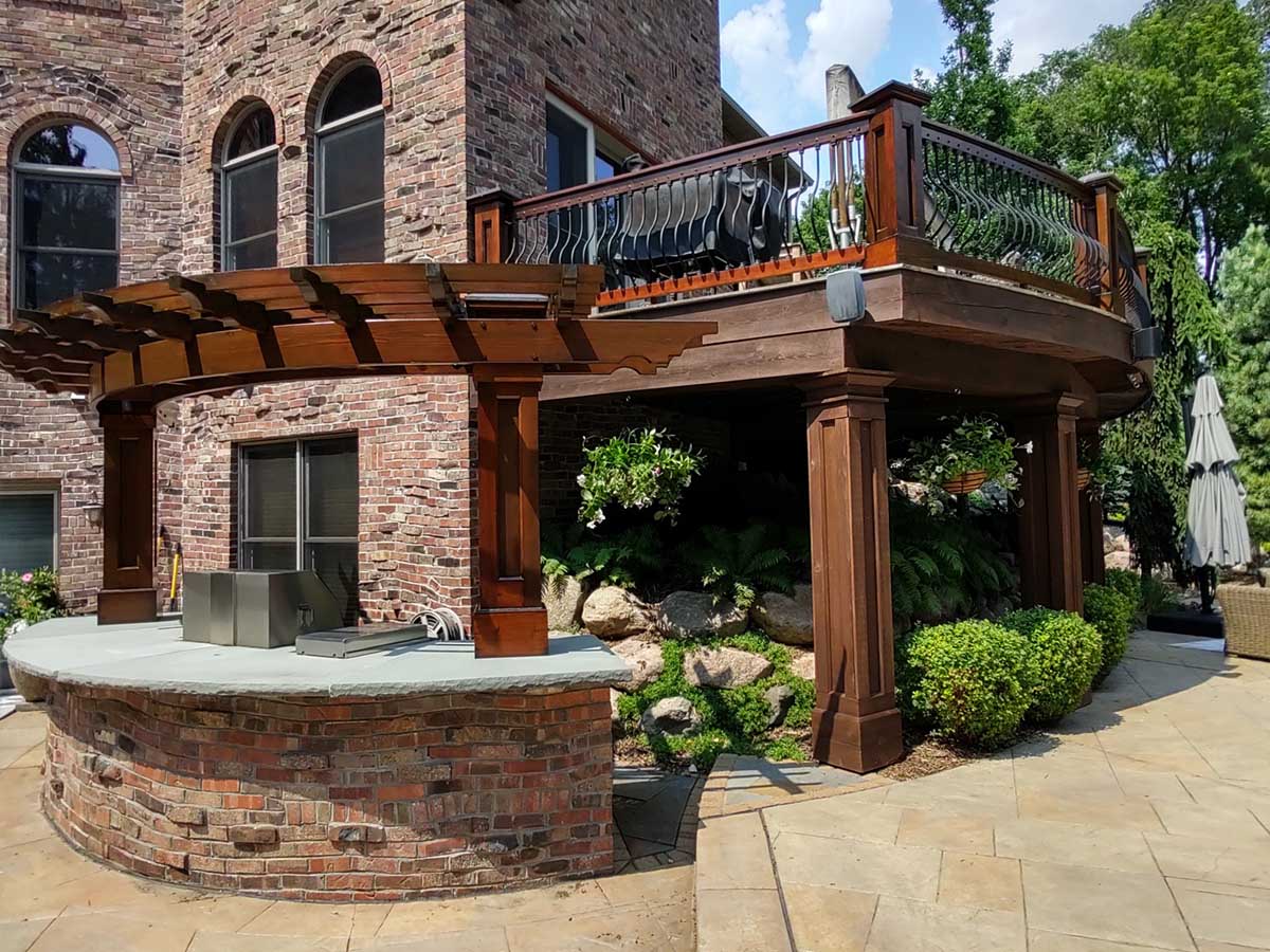 Refinishing wood on residential deck - Graham Nunn Painting